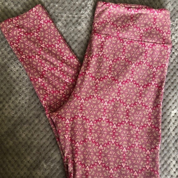 2 Pairs LulaRoe Tall and Curvy Leggings ✂️ - Picture 6 of 10